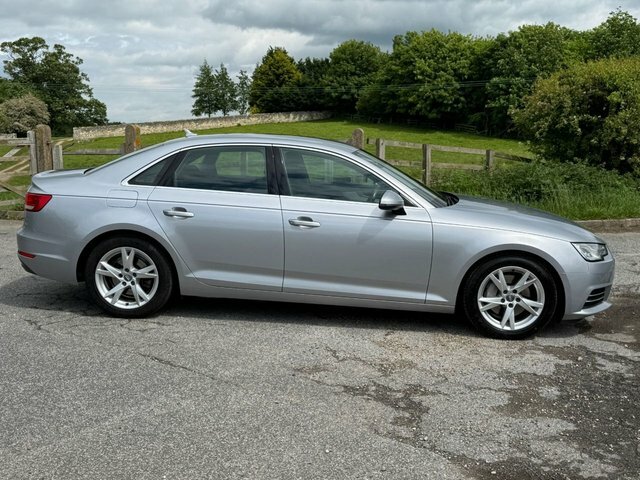 Audi A4 Tdi Ultra Sport Saloon CV67YYK Silver #5