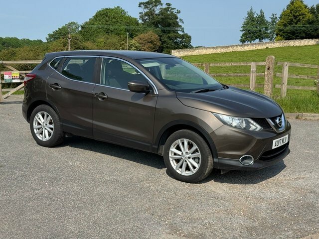 Nissan Qashqai Dig-t Acenta Suv AU17MLV Brown #3