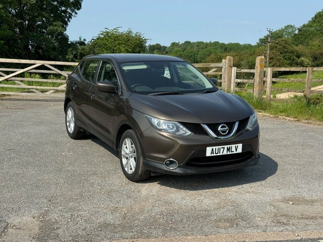 Nissan Qashqai Dig-t Acenta Suv AU17MLV Brown #2