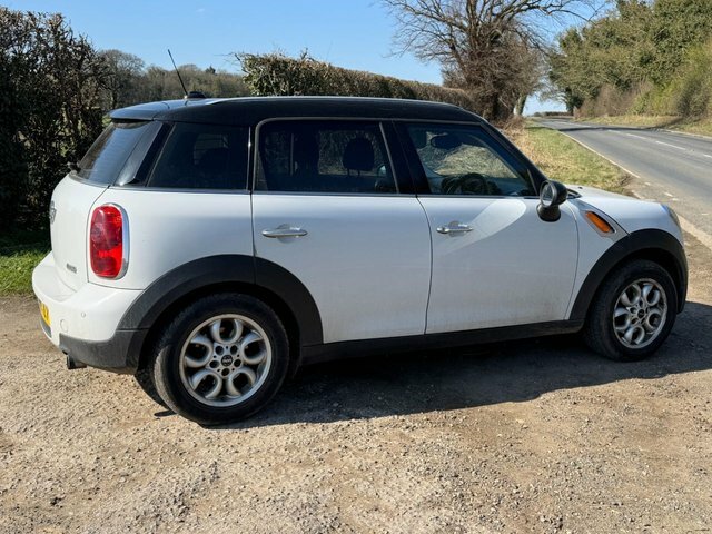 Mini Countryman Cooper Suv YB12NZV White #4