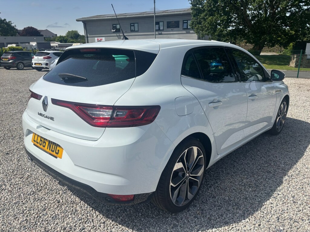 Renault Megane 1.5 Dci Signature Nav LL66NDG White #4