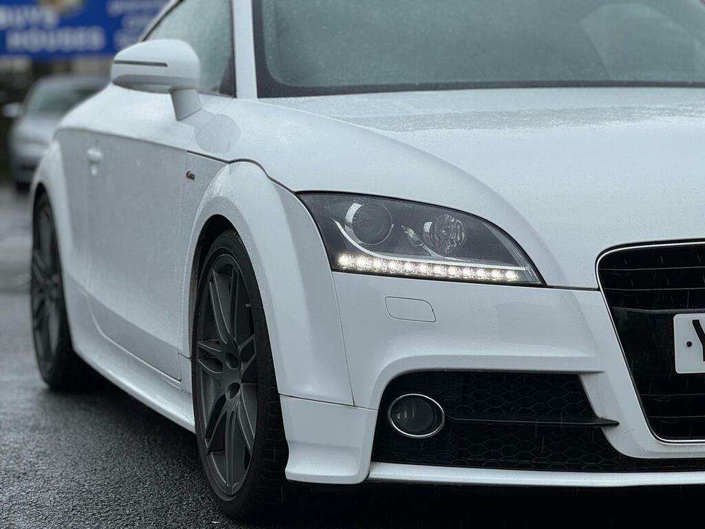 Audi TT 2.0 Tfsi Black Edition Coupe YJ62UKM #4