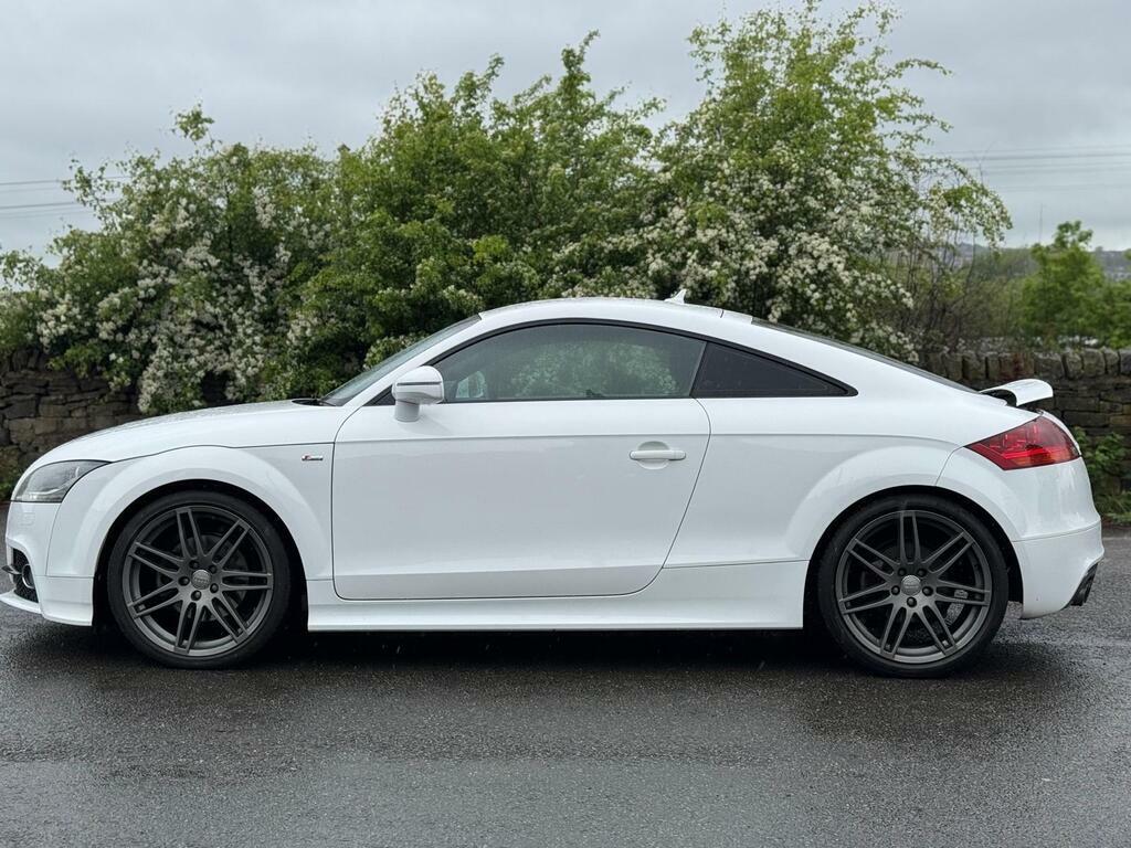 Audi TT 2.0 Tfsi Black Edition Coupe YJ62UKM #6