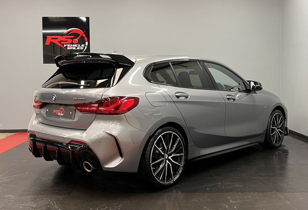 BMW 1 Series Hatchback 2.0 M135i Hatchback Xdri YY73ERX Grey #6