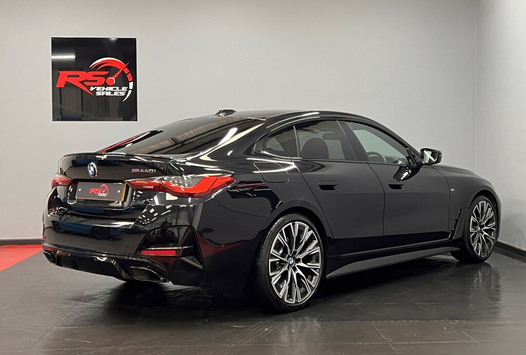 BMW 4 Series Gran Coupe Hatchback 3.0 M440i Mht Hatchback Hybri EF22ZGA Black #6