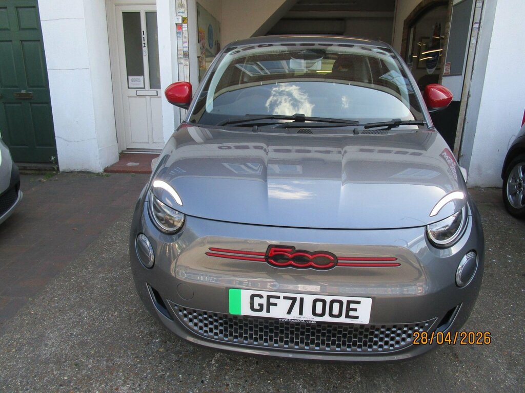 Fiat 500E 42Kwh Red Grey