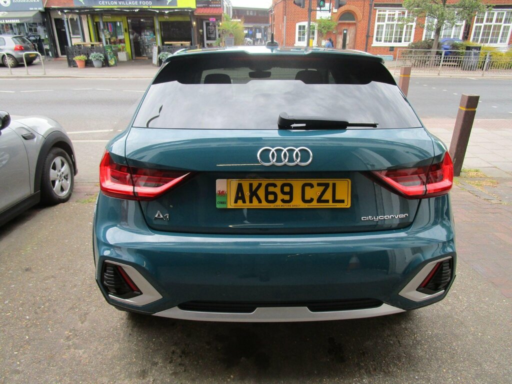 Audi A1 1.0 Tfsi 30 Citycarver S Tronic Euro 6 Ss AK69CZL Green #3