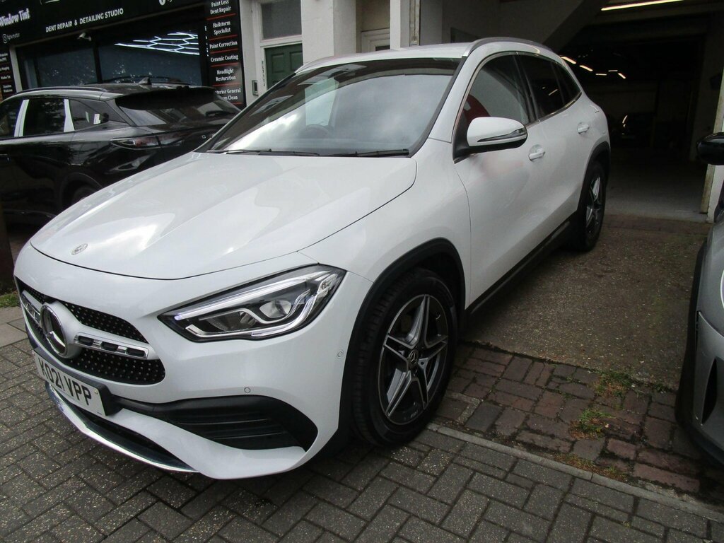 Mercedes-Benz GLA Class 2.0 Gla200d Amg Line Executive 8G-dct Euro 6 S KO21VPP White #3