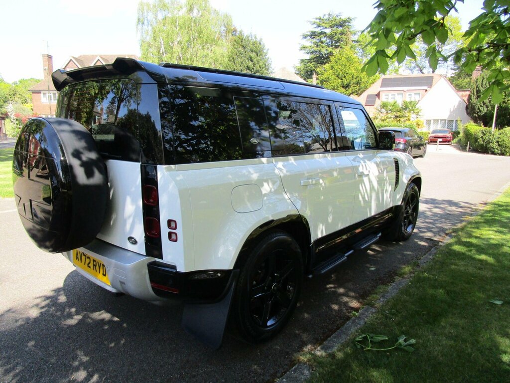 Land Rover Defender 110 3.0 D250 Mhev Se 4Wd Euro 6 Ss AV72RYD White #2