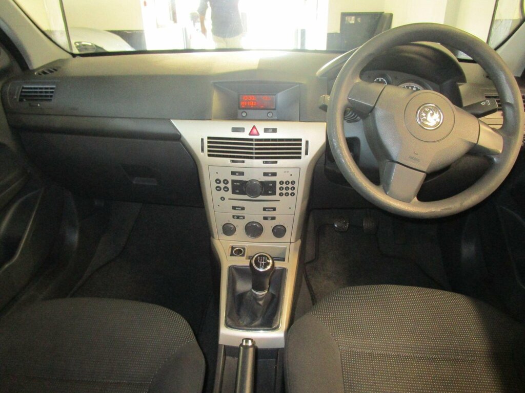 Vauxhall Astra 1.6I 16V Life ML58CCD Black #6