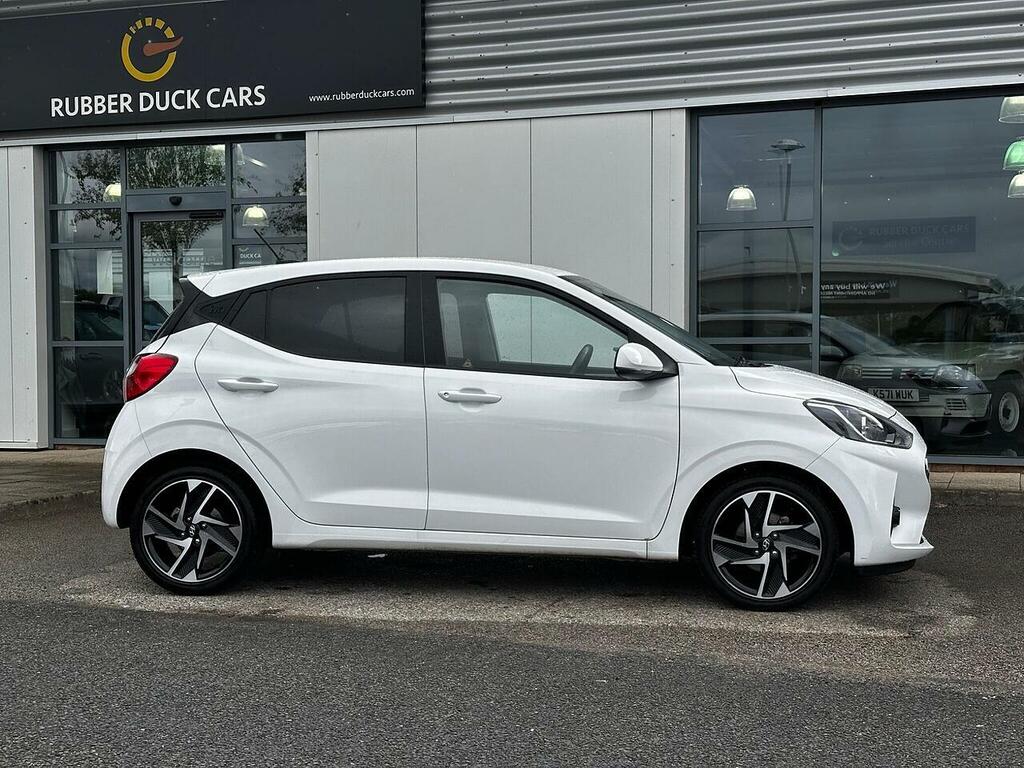 Hyundai I10 1.0 Premium Euro 6 Ss YT72JFN White #4