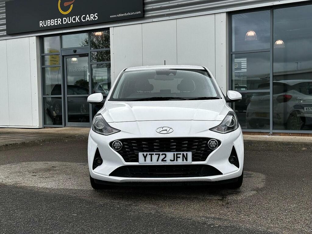 Hyundai I10 1.0 Premium Euro 6 Ss YT72JFN White #2
