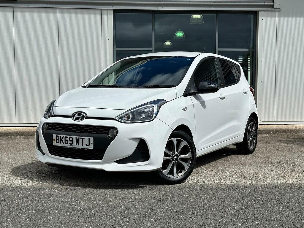 Hyundai I10 1.0 Play Euro 6 BK69WTJ White #3