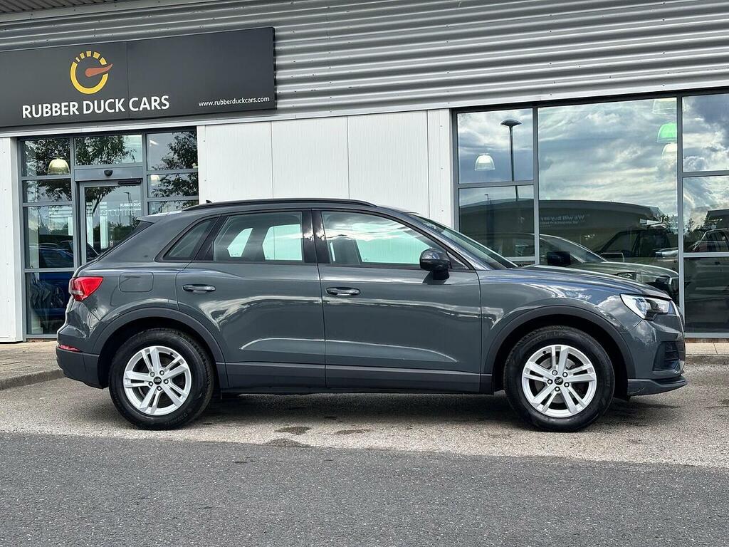Audi Q3 1.5 Tfsi Cod 35 Technik Euro 6 Ss NJ22HWY Grey #4