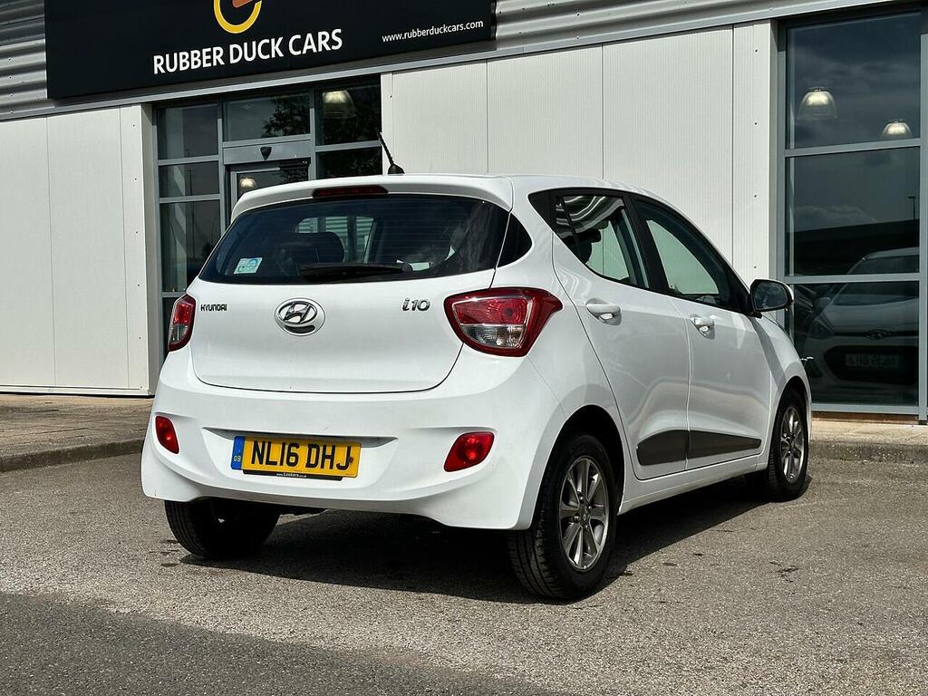 Hyundai I10 1.0 Blue Drive Premium Euro 6 Ss NL16DHJ White #5