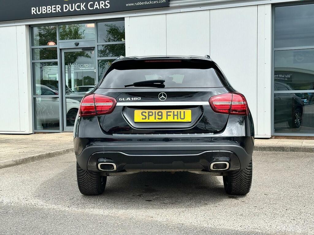 Mercedes-Benz GLA Class 1.6 Gla180 Urban Edition Suv 7G-dct Eur SP19FHU Black #6