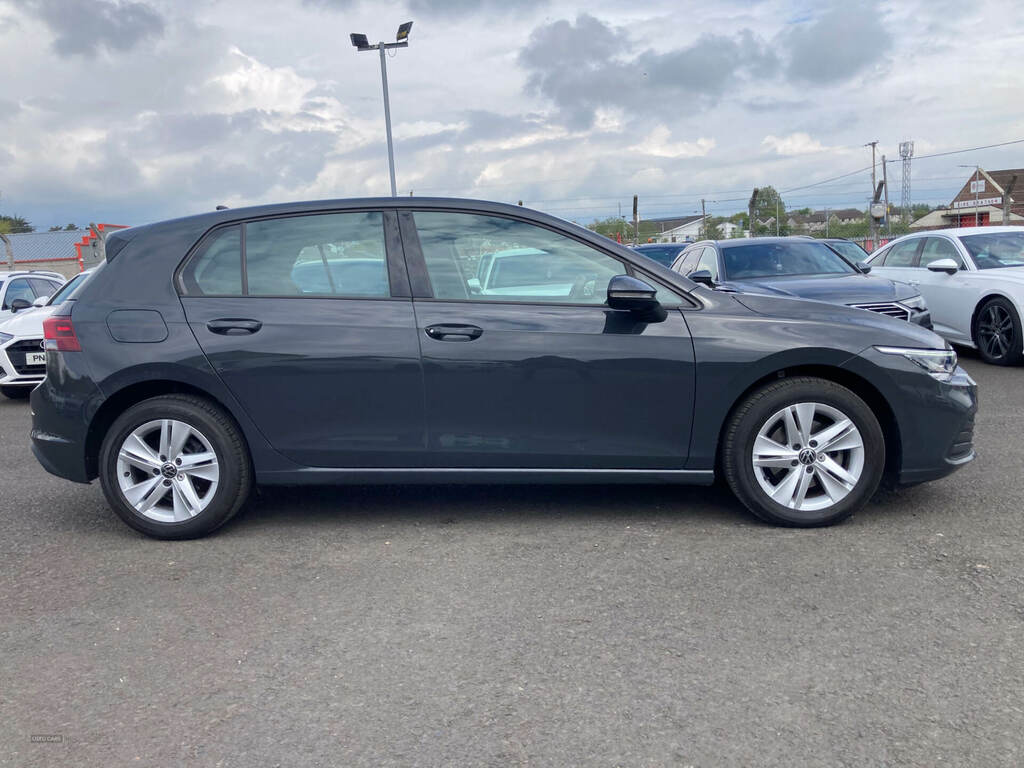 Volkswagen Golf 1.5 Tsi Life Grey