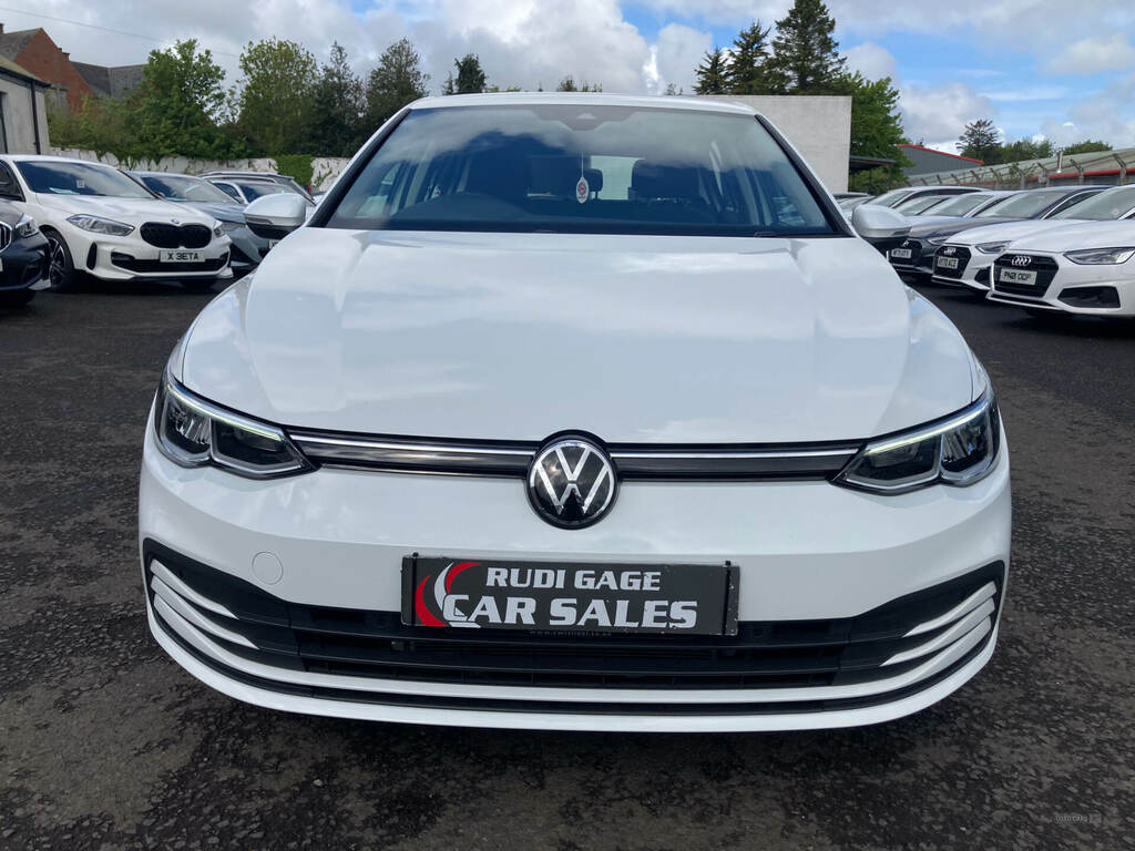 Volkswagen Golf 1.5 Tsi Life YL73LTK White #3