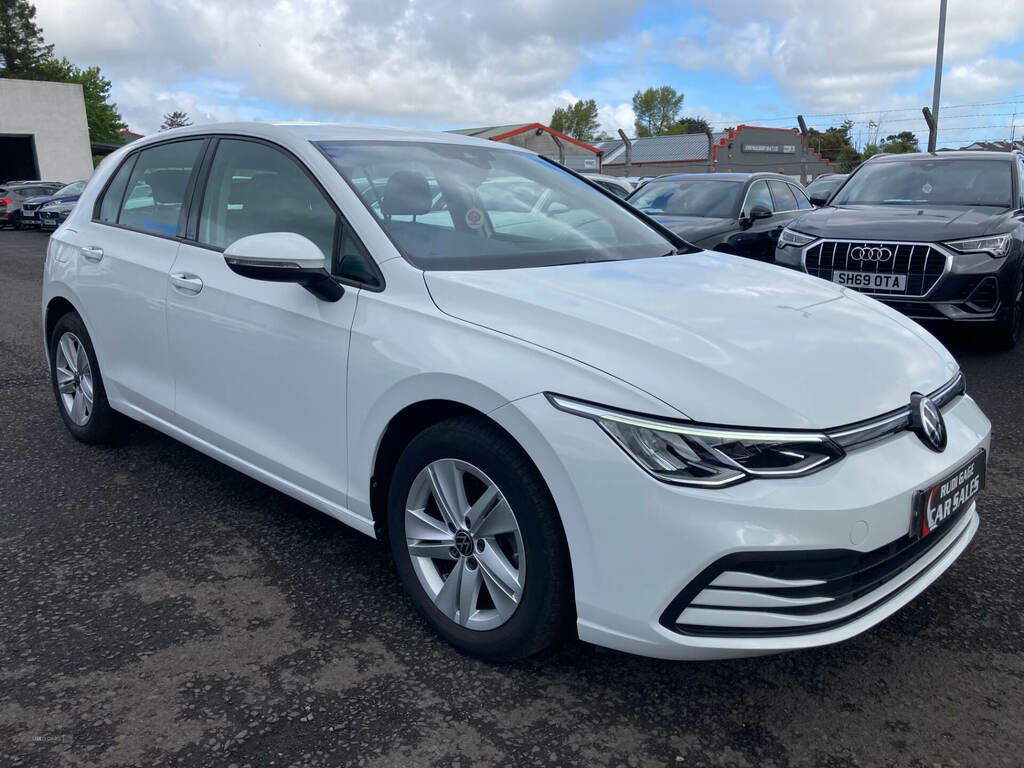 Volkswagen Golf 1.5 Tsi Life White