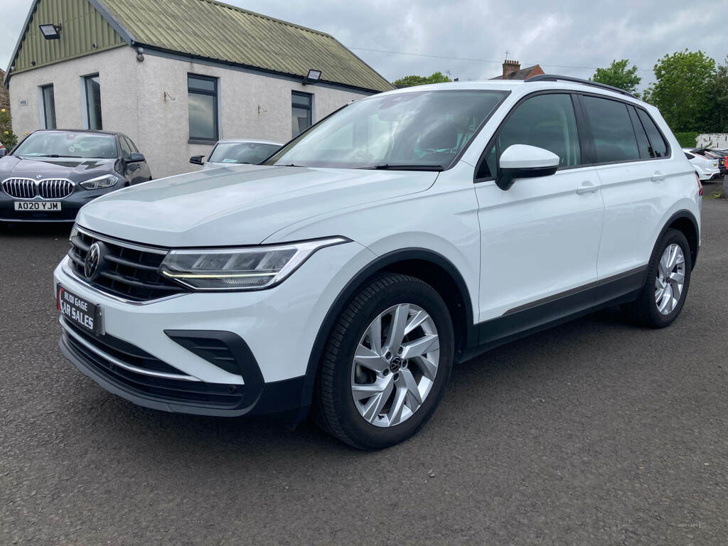 Volkswagen Tiguan 2.0 Tdi Life MT72LWO White #3