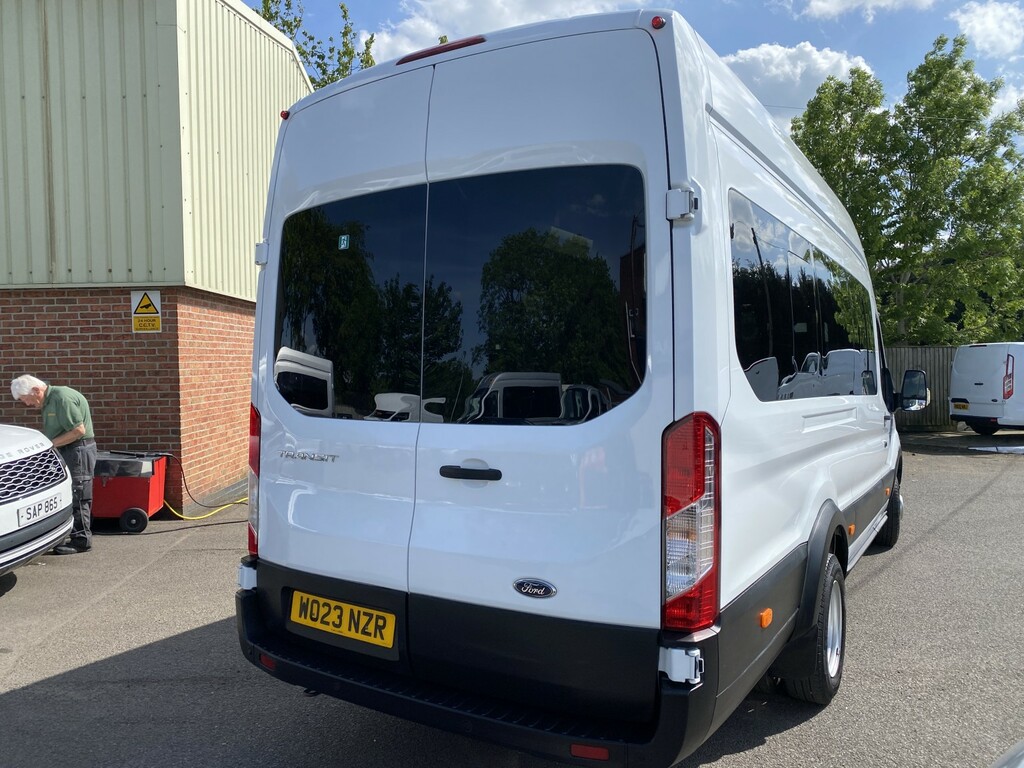Ford Transit Custom Minibus 2.0 Transit Trend Minibus 460 L4 2.0L Ecob WO23NZR White #3
