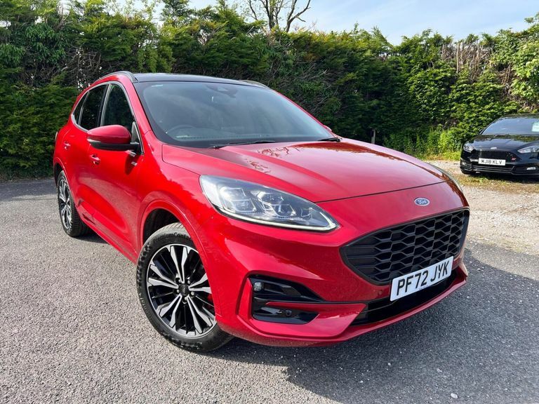 Ford Kuga 2.5 Duratec 14.4Kwh St-line X Edition Cvt Euro 6 Red