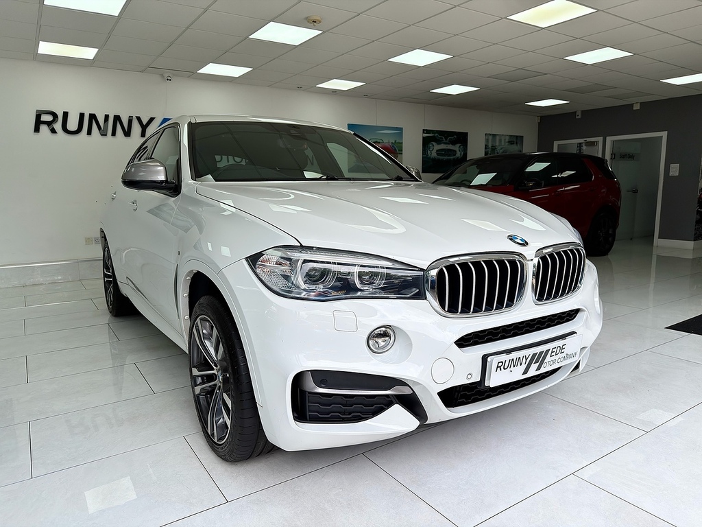 BMW X6 M50d White