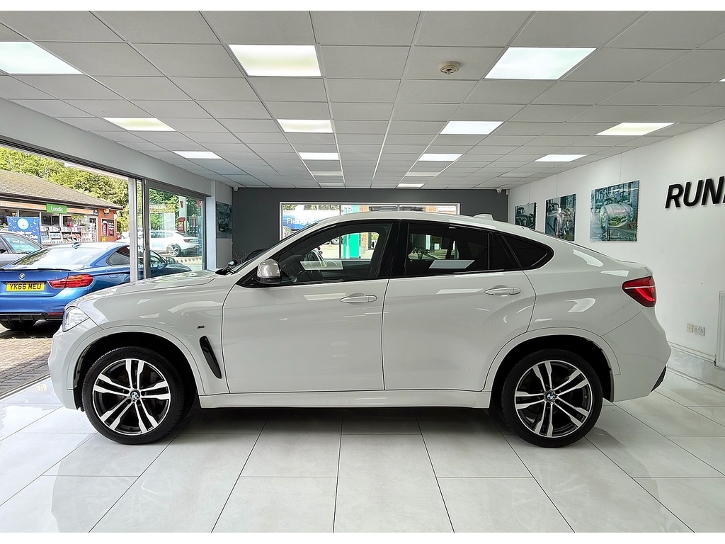 BMW X6 M50d LB18XBC White #4