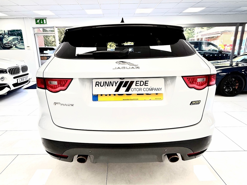 Jaguar F-Pace P300 300 Sport RK69EOV White #6