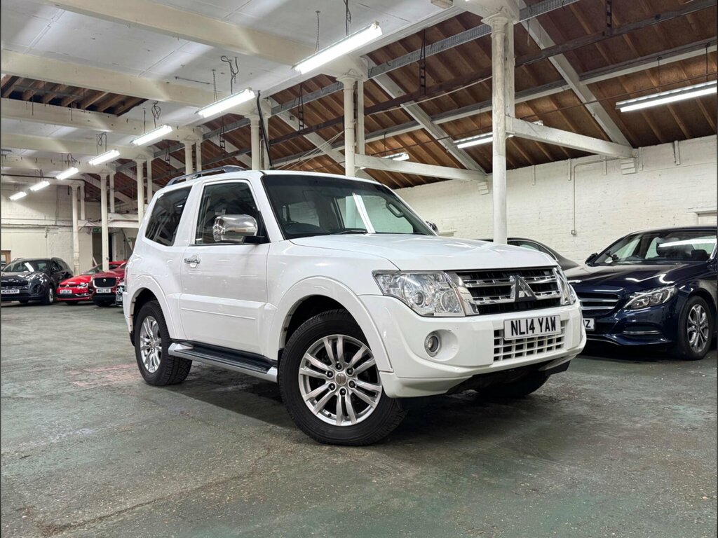 Mitsubishi Shogun 3.2 Di-dc Warrior 4Wd Euro 5 Swb White