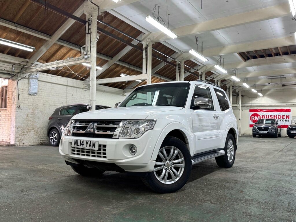 Mitsubishi Shogun 3.2 Di-dc Warrior 4Wd Euro 5 Swb NL14YAW White #2