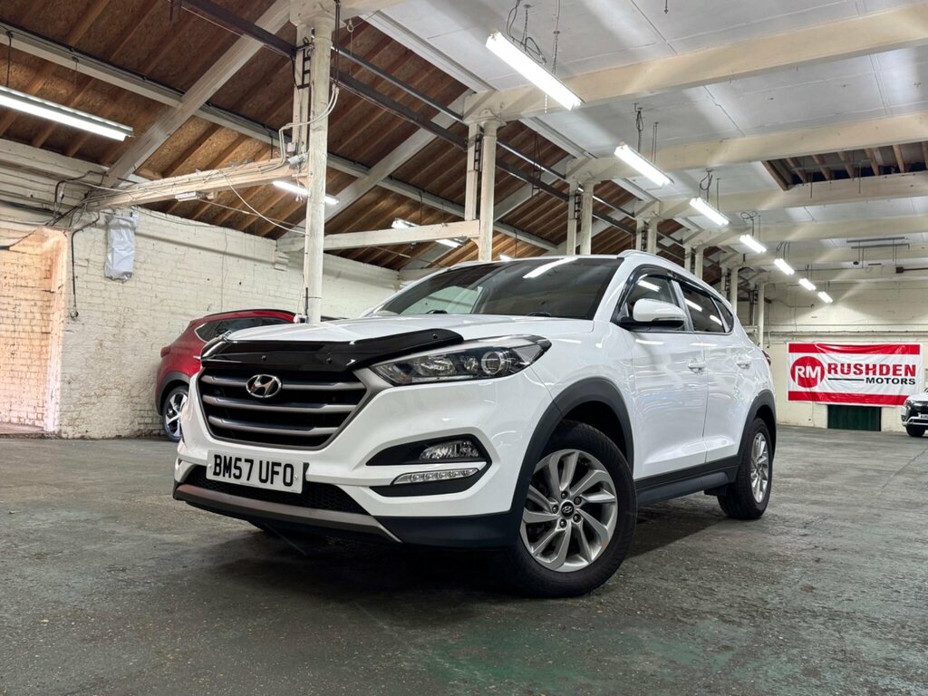 Hyundai Tucson 1.7 Crdi Blue Drive Se Euro 6 Ss BM57UFO White #2