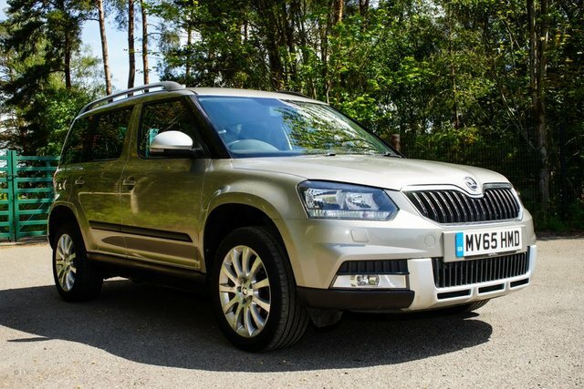 Skoda Yeti 2015 1.2 Tsi Se Outdoor Dsg Euro 6 Ss Beige #2