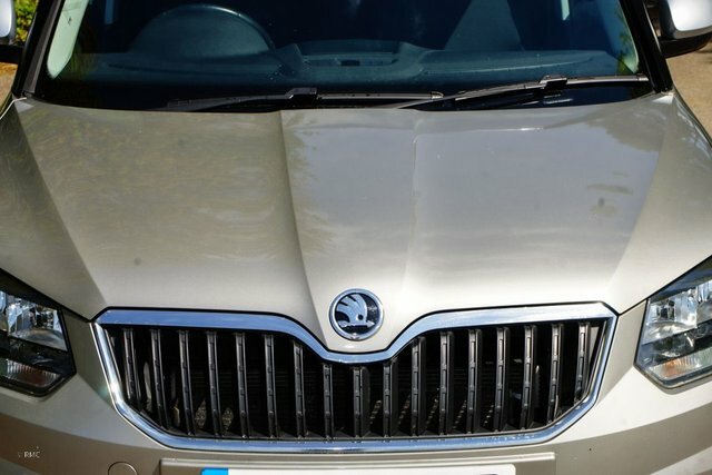 Skoda Yeti 2015 1.2 Tsi Se Outdoor Dsg Euro 6 Ss Beige #4