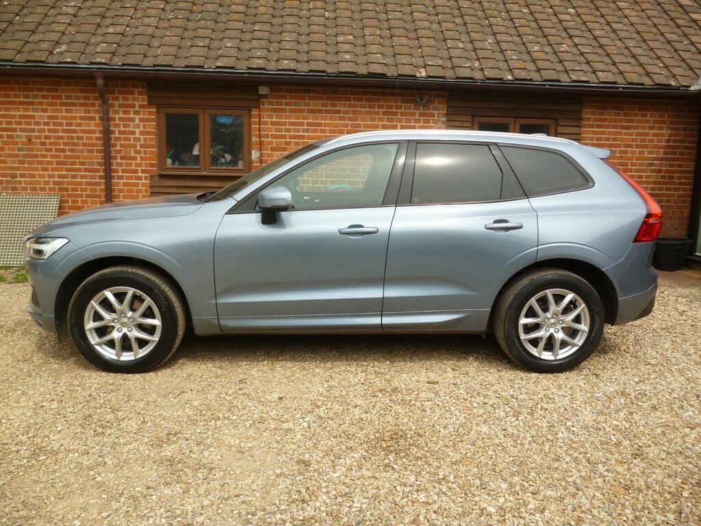 Volvo XC60 Suv 2.0 D4 Momentum Pro Awd Euro 6 Ss YG67SKV Blue #2