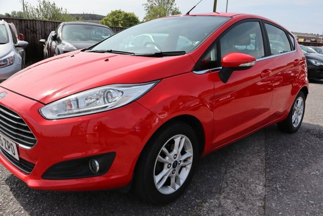 Ford Fiesta 1.25 Zetec Hatchback Euro 6 82 OV65ZPO Red #4