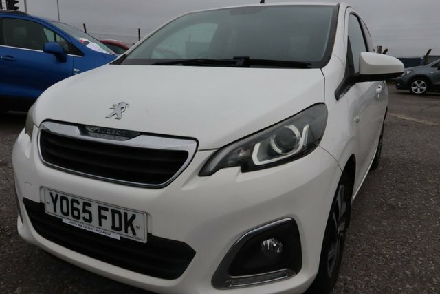 Peugeot 108 1.2 Puretech Allure Hatchback Eu YO65FDK White #3
