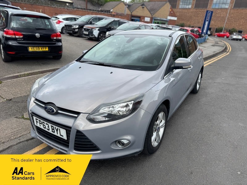 Ford Focus 1.6 Zetec Powershift Euro Silver