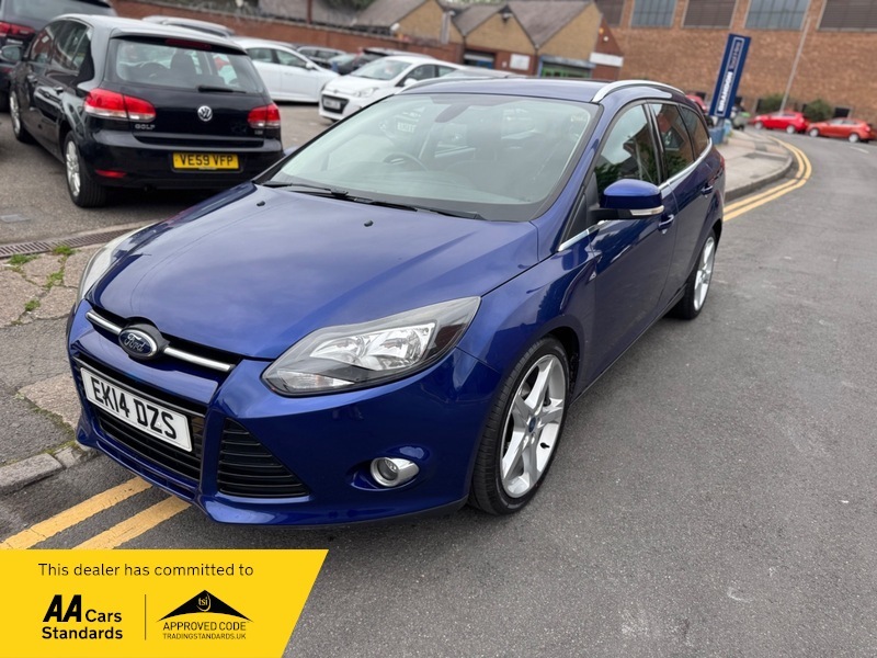 Ford Focus 1.6 Titanium Navigator Powershift Blue