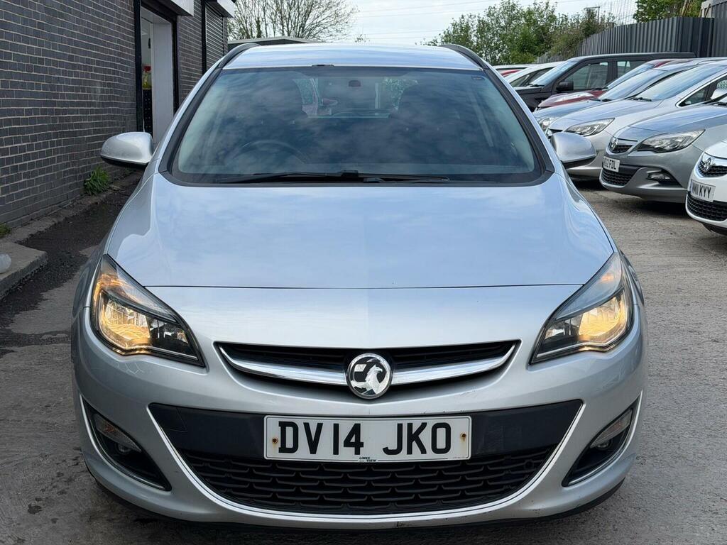 Vauxhall Astra 2.0 Cdti Sri Sports Tourer Euro 5 Ss DV14JKO Silver #2