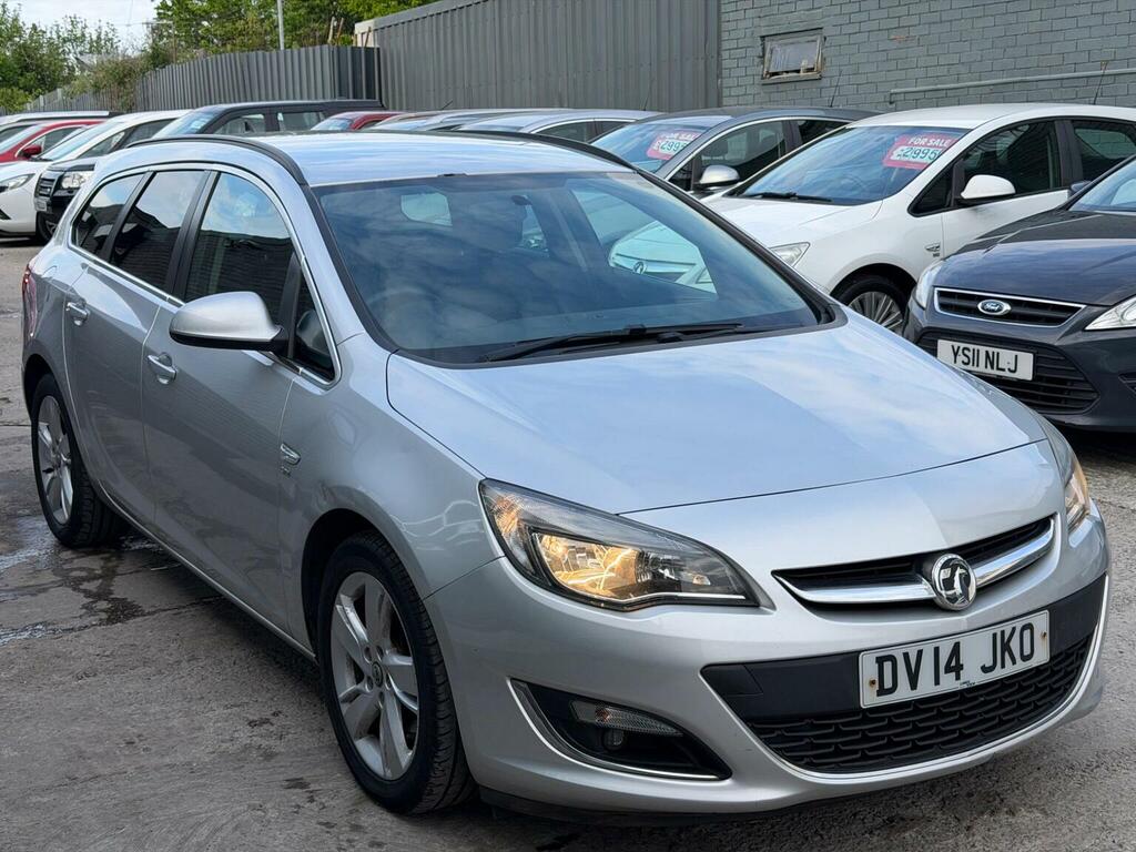 Vauxhall Astra 2.0 Cdti Sri Sports Tourer Euro 5 Ss DV14JKO Silver #3