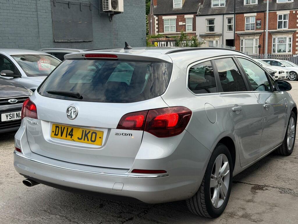 Vauxhall Astra 2.0 Cdti Sri Sports Tourer Euro 5 Ss DV14JKO Silver #4