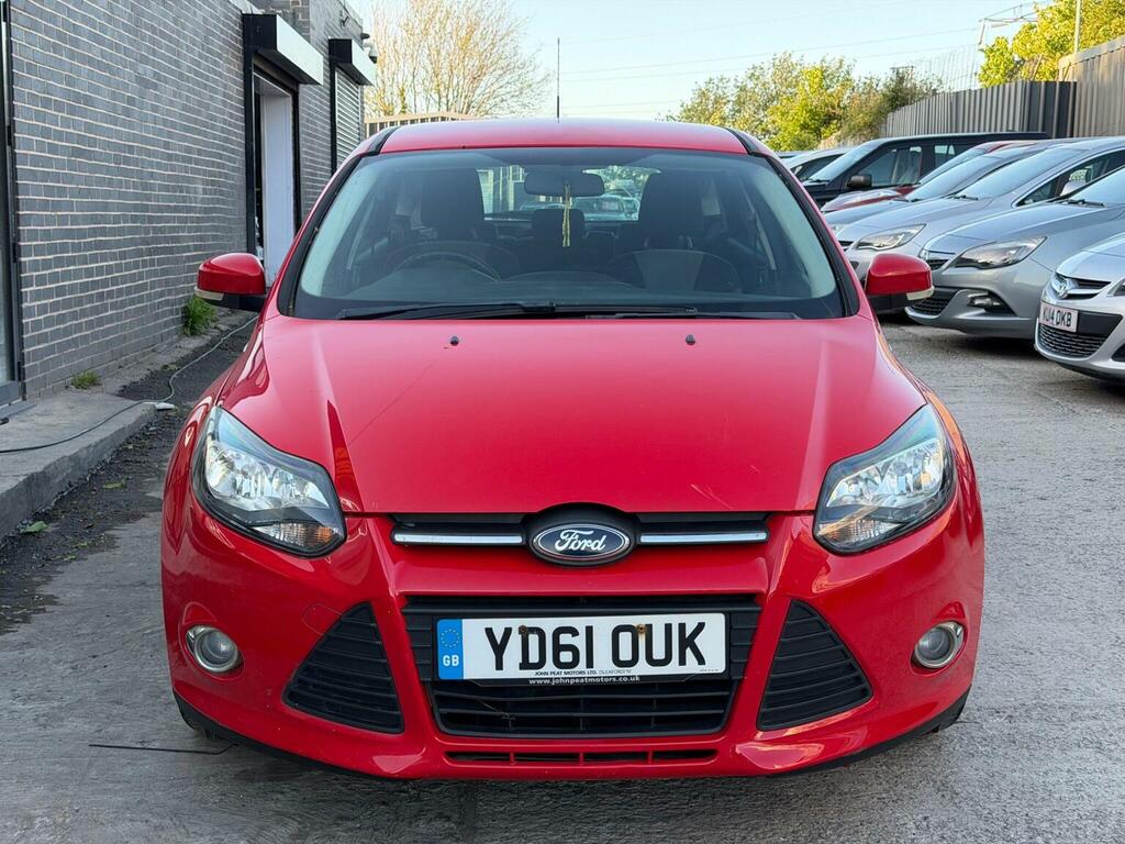 Ford Focus 1.6 Tdci Zetec Euro 5 Ss YD61OUK Red #2