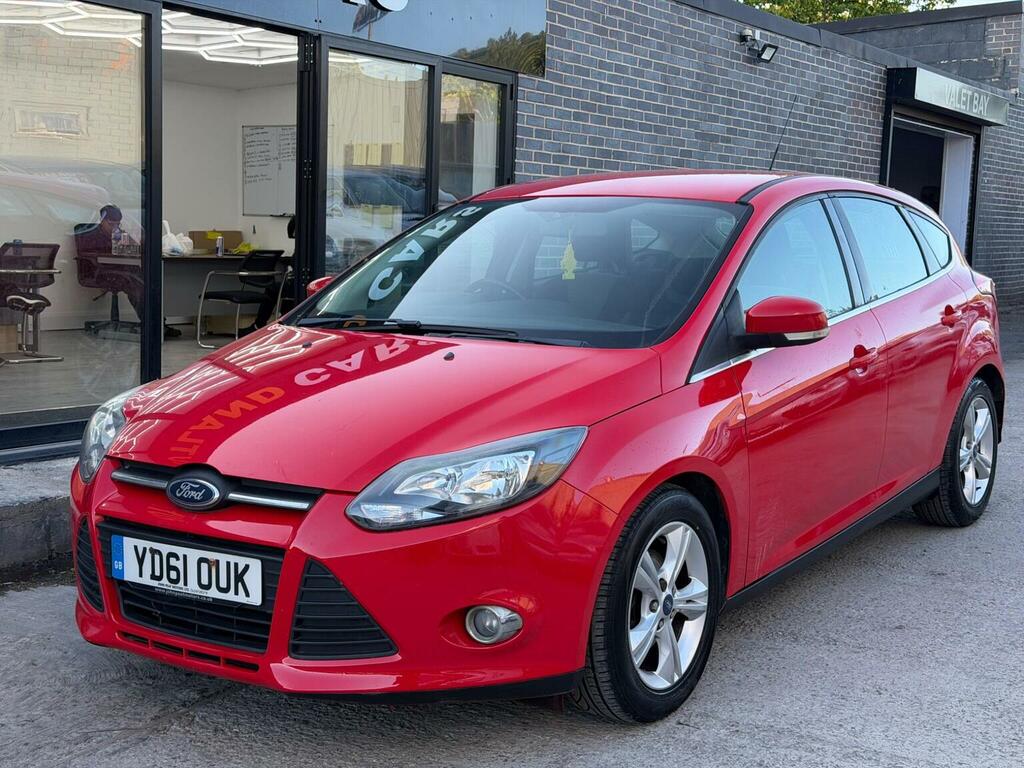 Ford Focus 1.6 Tdci Zetec Euro 5 Ss YD61OUK Red
