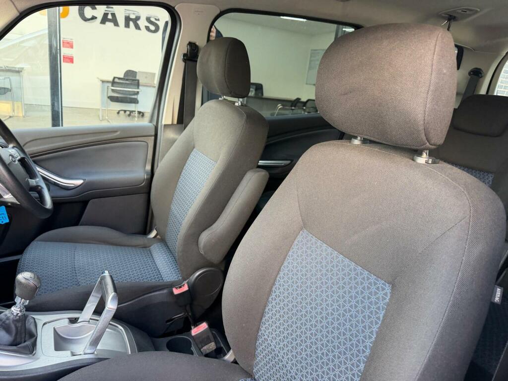 Ford Galaxy Ghia 1.8 Silver #17