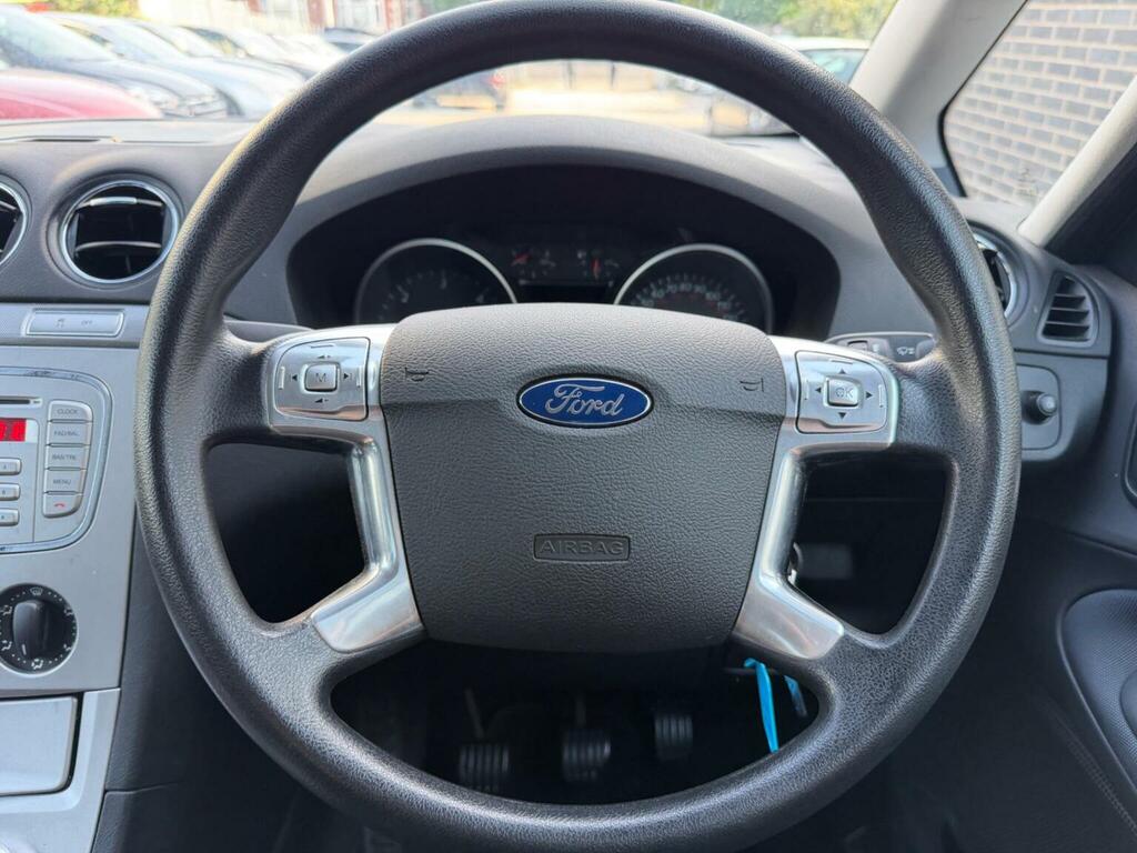 Ford Galaxy Ghia 1.8 Silver #34
