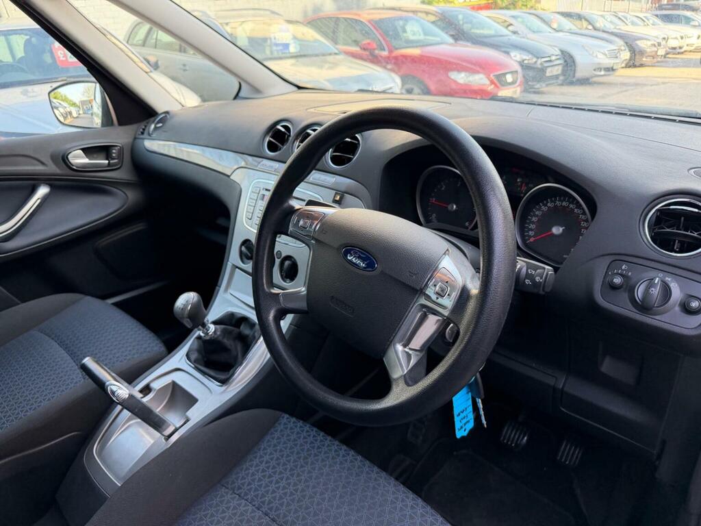 Ford Galaxy Ghia 1.8 Silver #11