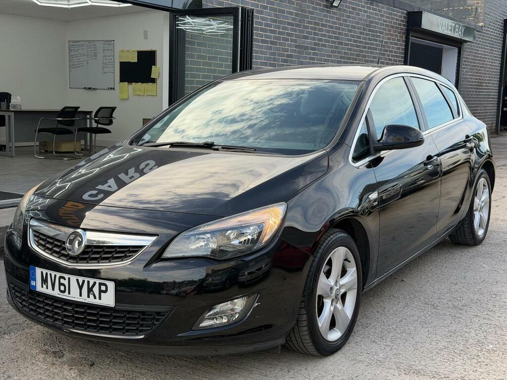 Vauxhall Astra 1.6 16V Sri Euro 5 MV61YKP Black
