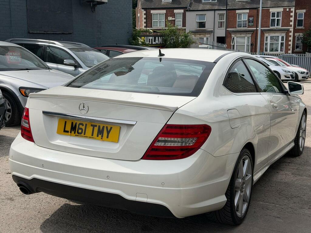 Mercedes-Benz C Class 2.1 C220 Cdi Blueefficiency Amg Sport Edition 125 White #4