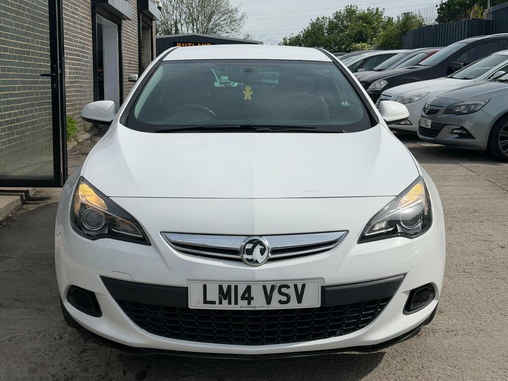 Vauxhall Astra GTC 2.0 Cdti Sport Euro 5 Ss White #2